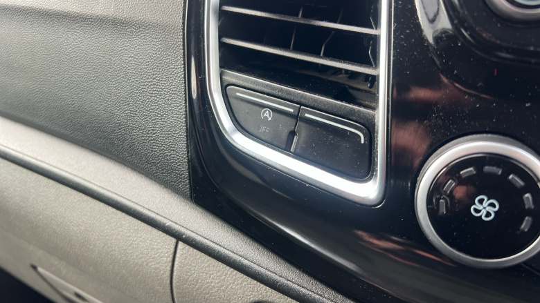 Ford Transit Custom 300 L1 Diesel Fwd 2.0 EcoBlue 130ps Low Roof D/Cab Limited Van Auto